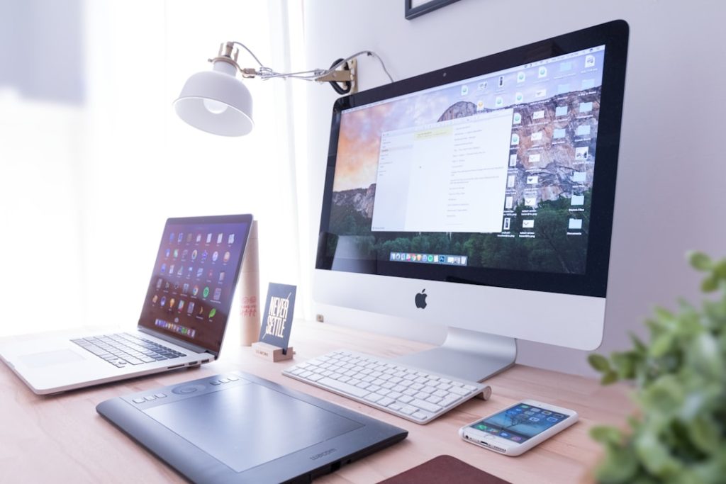 Crafting Captivating Headlines: Your awesome post title goes here Ugmonk
.
Grovemade